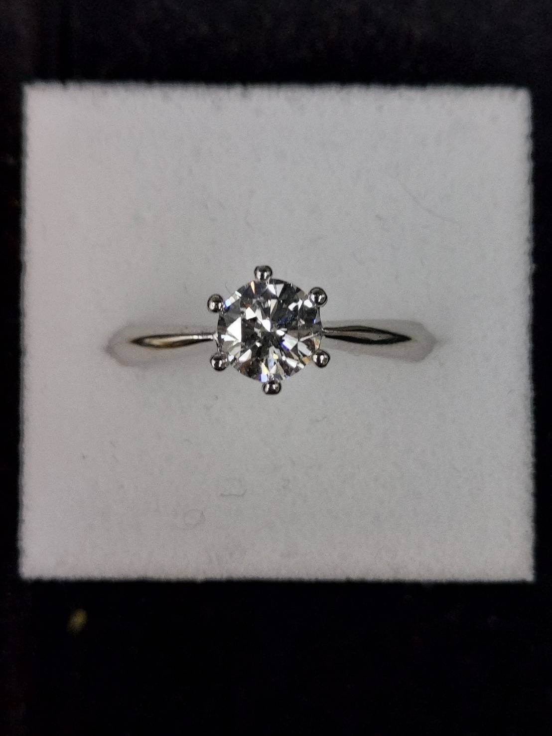 Pt900 ダイヤモンド 指輪をお買取り致しました！
