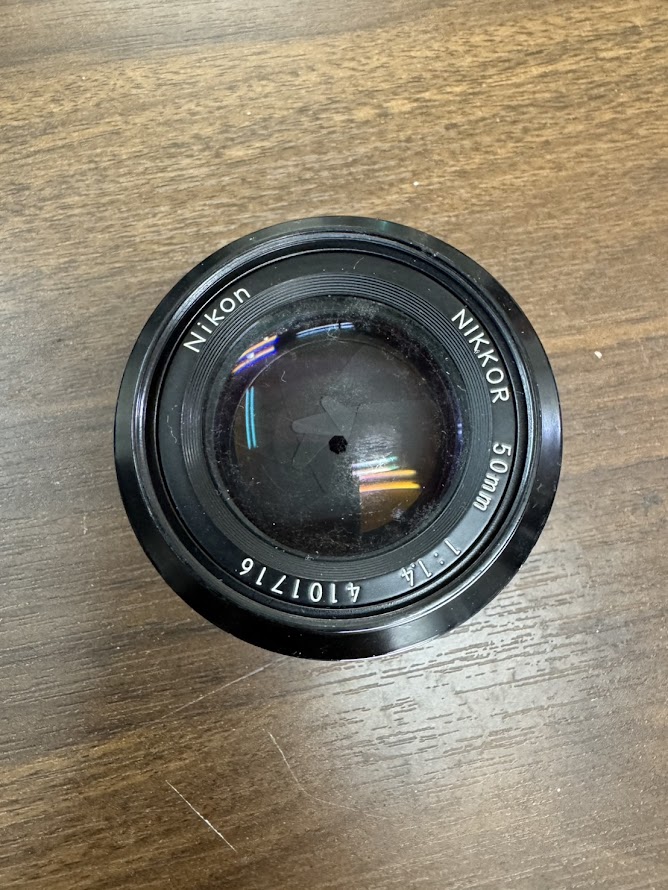 ニコンのレンズをお買取り致しました!