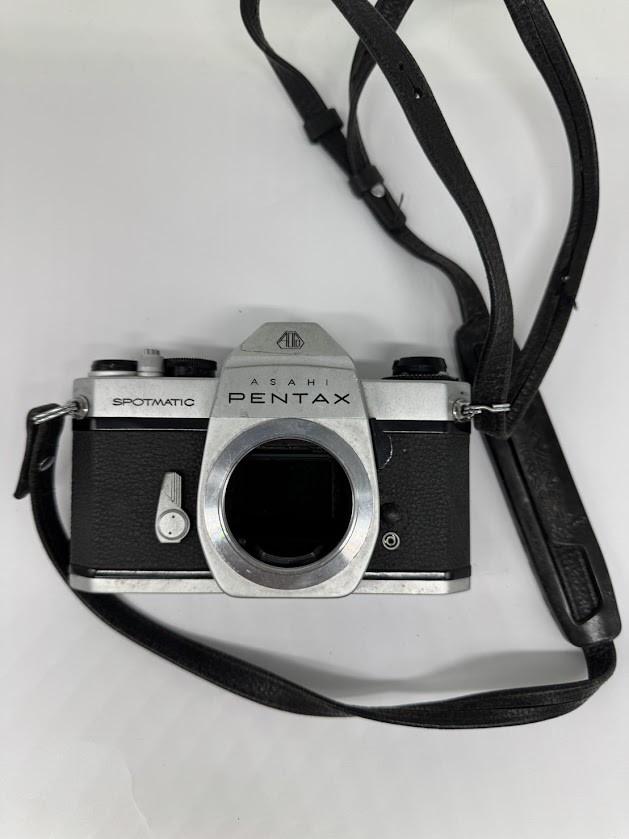 ペンタックスのカメラをお買取り致しました!