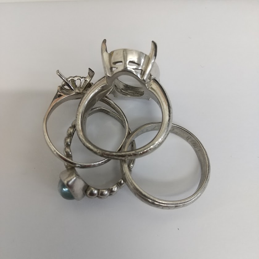 Pt850とPt900のリングをお買取り致しました。