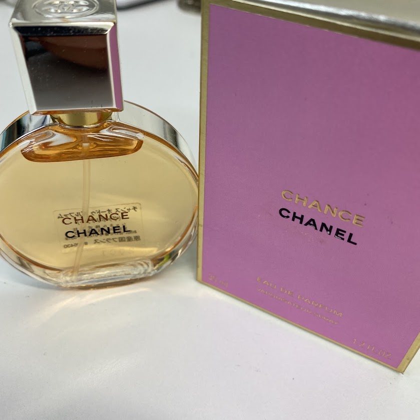 シャネルの香水をお買取り致しました!